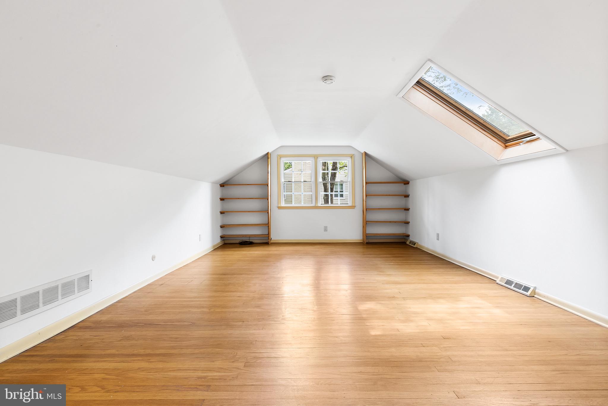 110 County Line Road Lansdale, PA 19446 - Photo 27 of 34 Upstairs Bedroom or Bonus Room