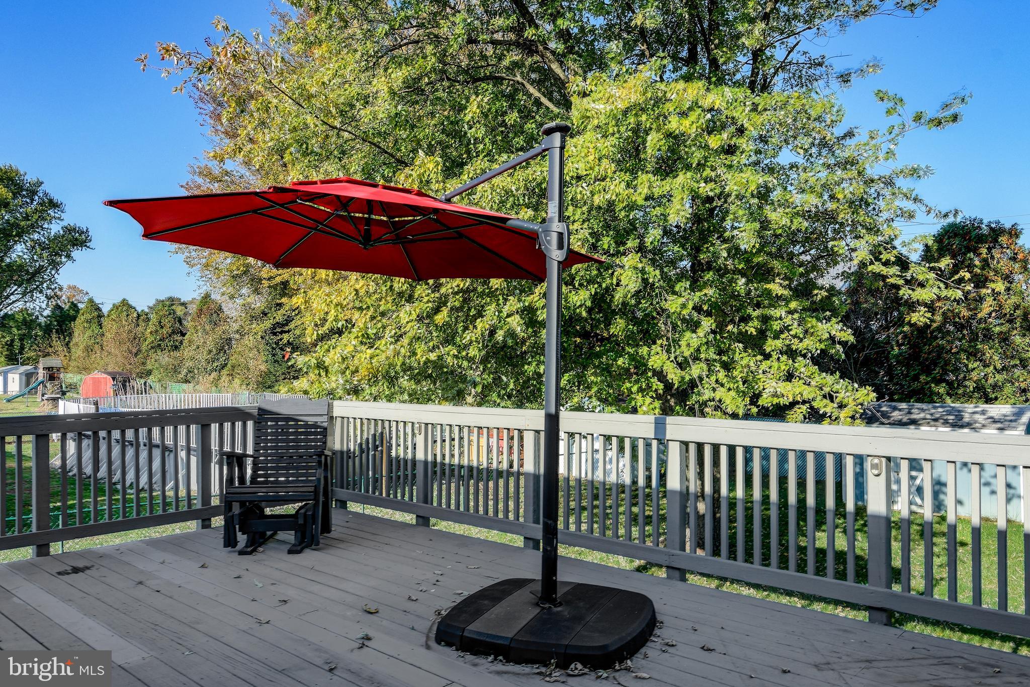 33 Rutgers Drive Delran, NJ 08075 - Photo 11 of 34 Expansive Elevated Wood Deck