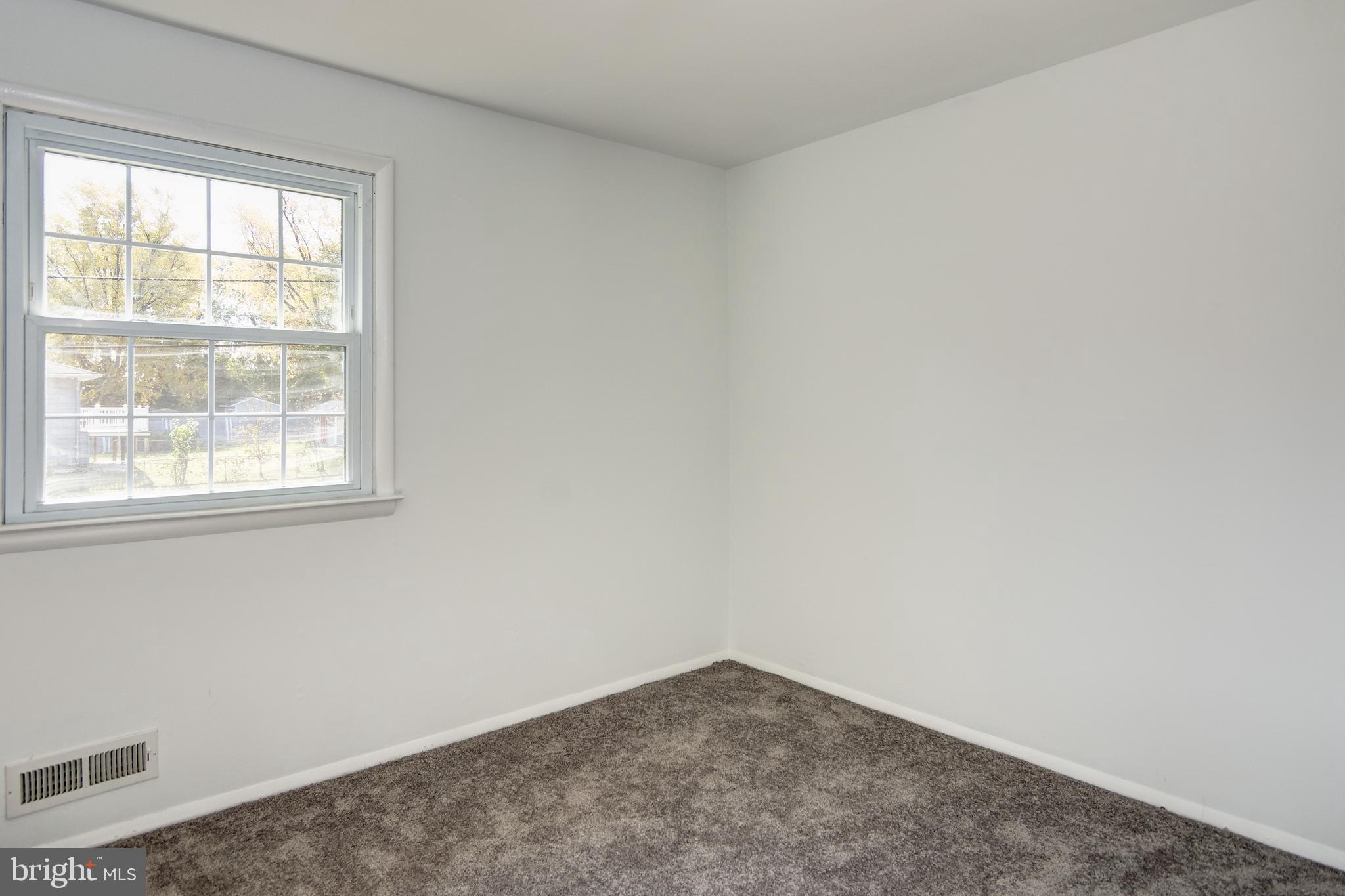 33 Rutgers Drive Delran, NJ 08075 - Photo 21 of 34 Bedroom Suite # 2