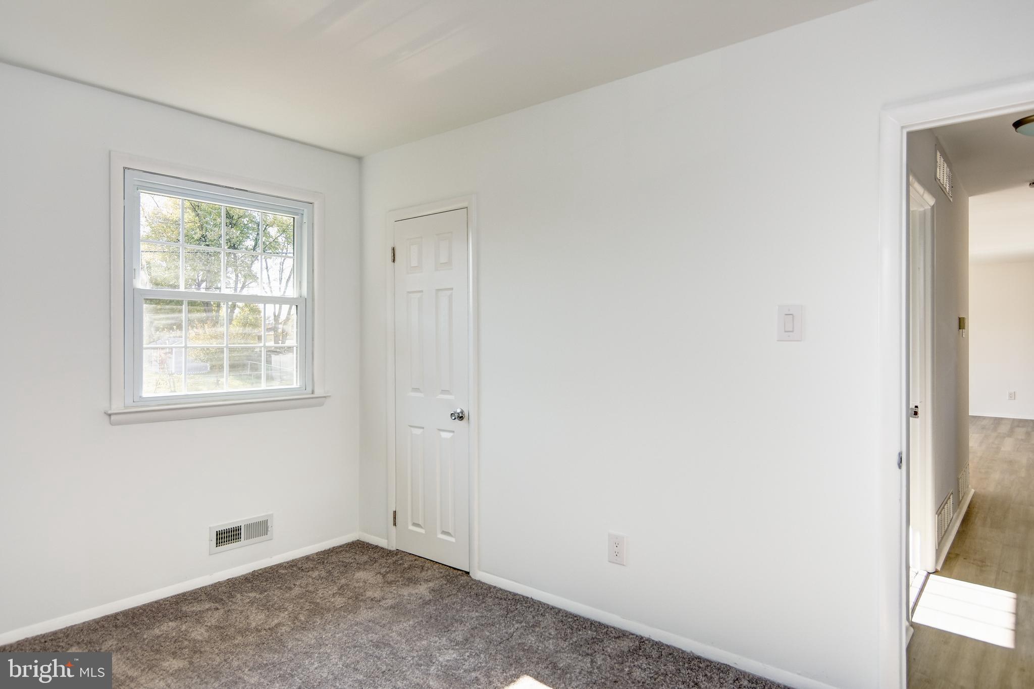 33 Rutgers Drive Delran, NJ 08075 - Photo 22 of 34 Bedroom Suite # 3