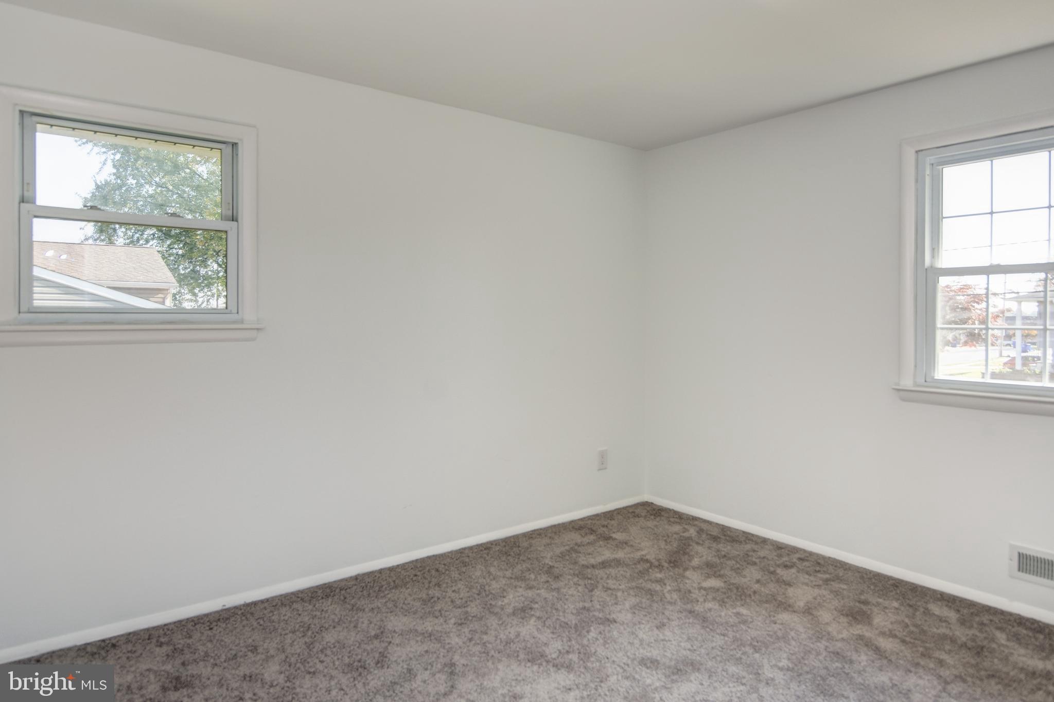 33 Rutgers Drive Delran, NJ 08075 - Photo 23 of 34 Bedroom Suite # 3