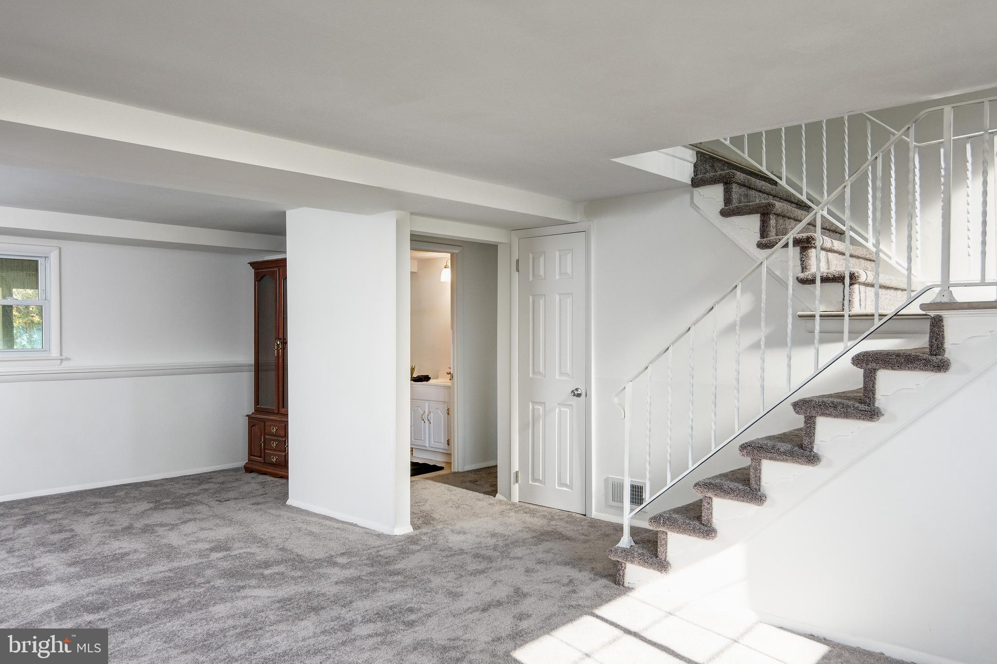 33 Rutgers Drive Delran, NJ 08075 - Photo 24 of 34 Lower Level Great Room