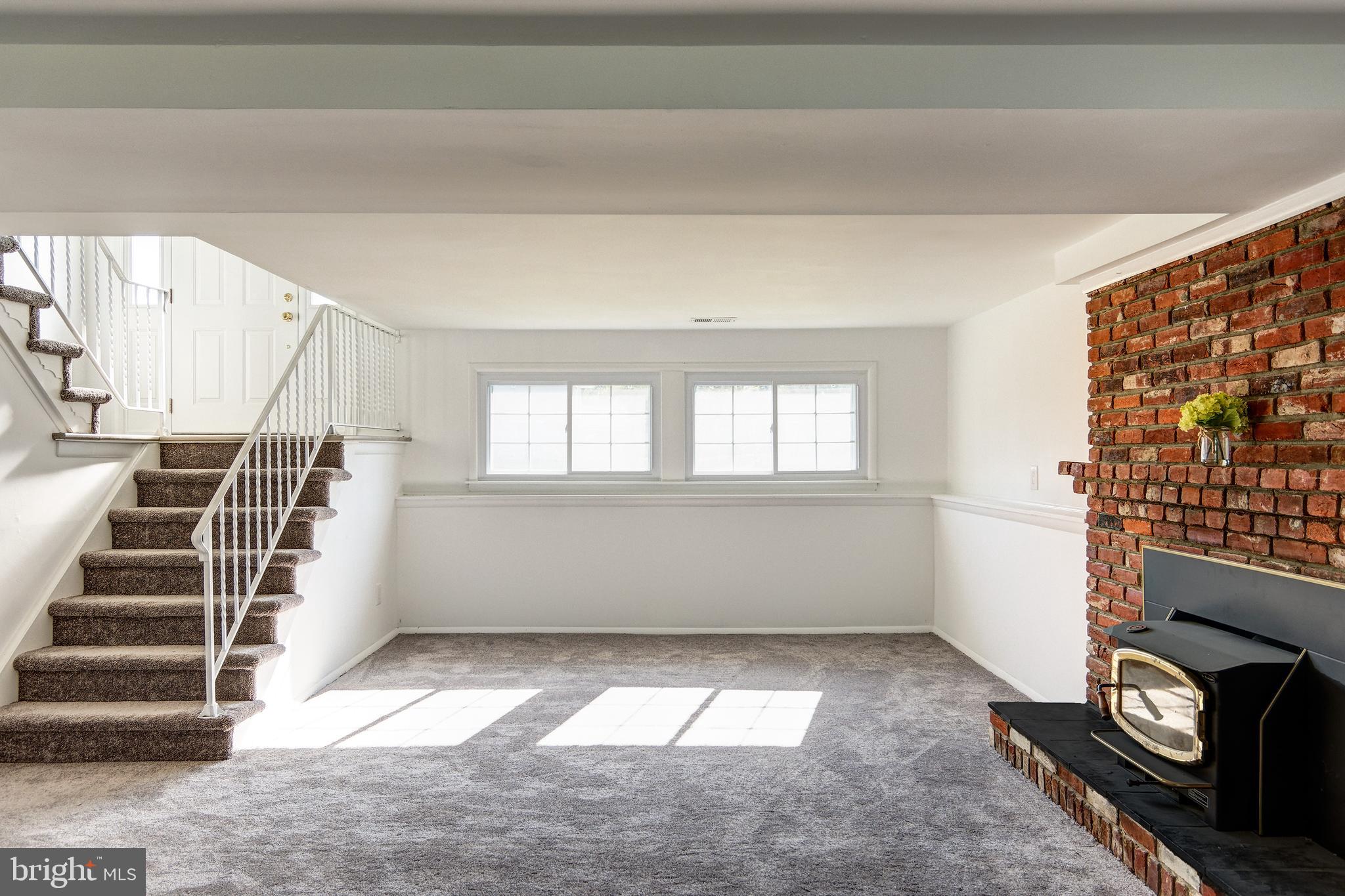 33 Rutgers Drive Delran, NJ 08075 - Photo 26 of 34 Lower Level Great Room w/Newer Carpet
