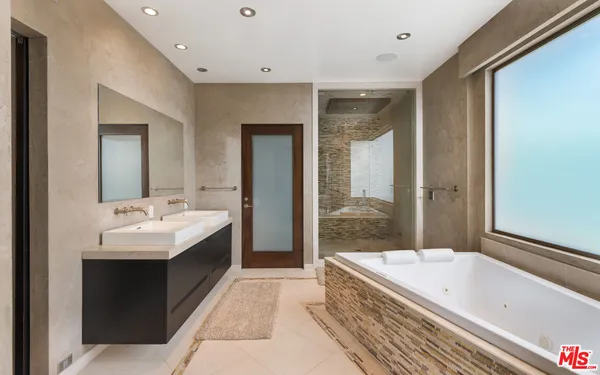 $41,250 | 33406 Pacific Coast Highway, Malibu, CA 90265