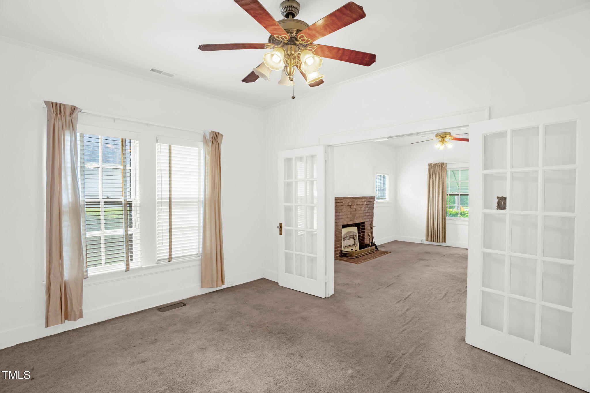 907 Morehead Avenue Durham, NC 27707 - Photo 12 of 32 12-web-or-mls-905 Morehead Abve-12