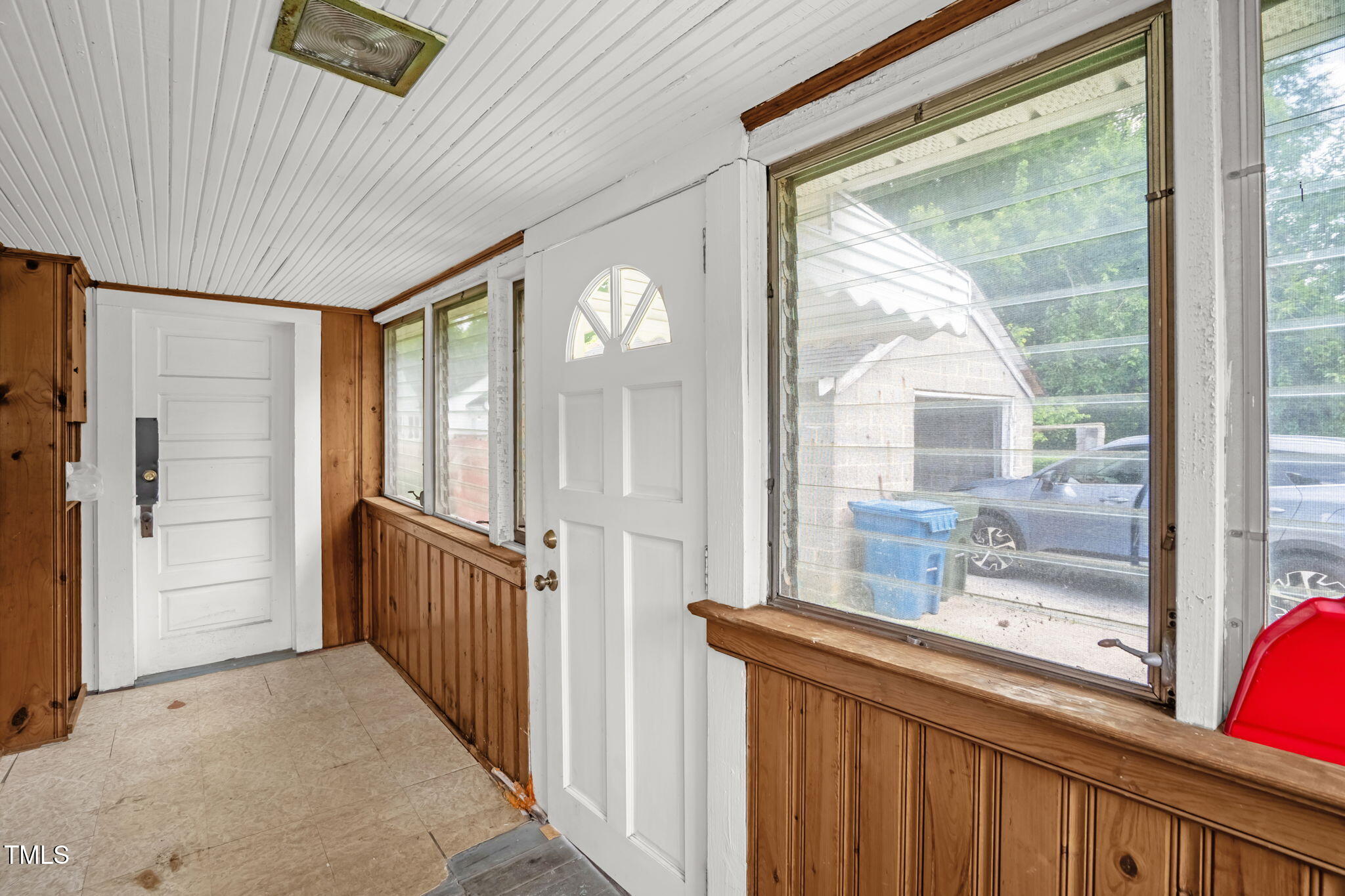 907 Morehead Avenue Durham, NC 27707 - Photo 18 of 32 18-web-or-mls-905 Morehead Abve-18