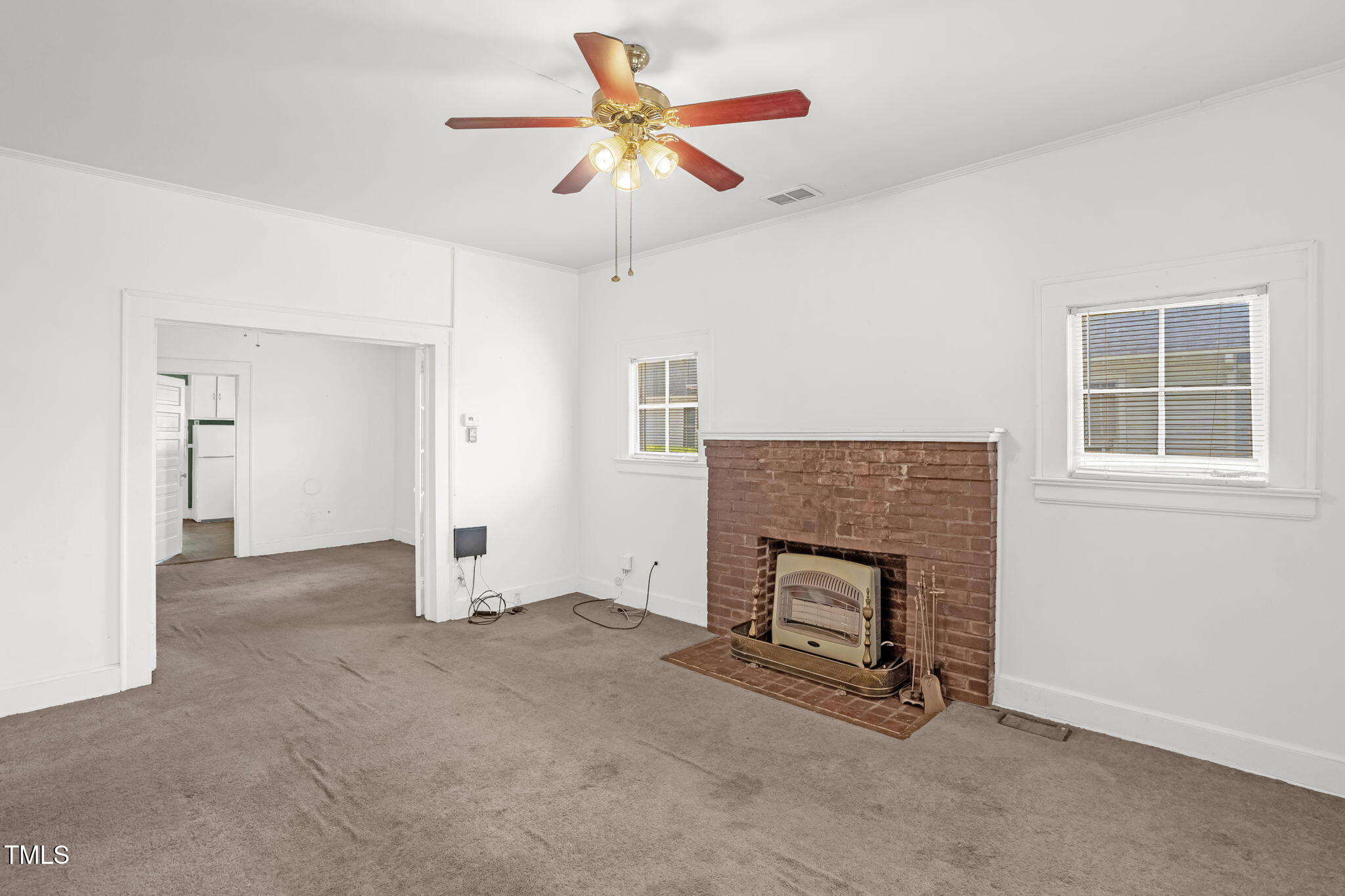 907 Morehead Avenue Durham, NC 27707 - Photo 6 of 32 6-web-or-mls-905 Morehead Abve-6