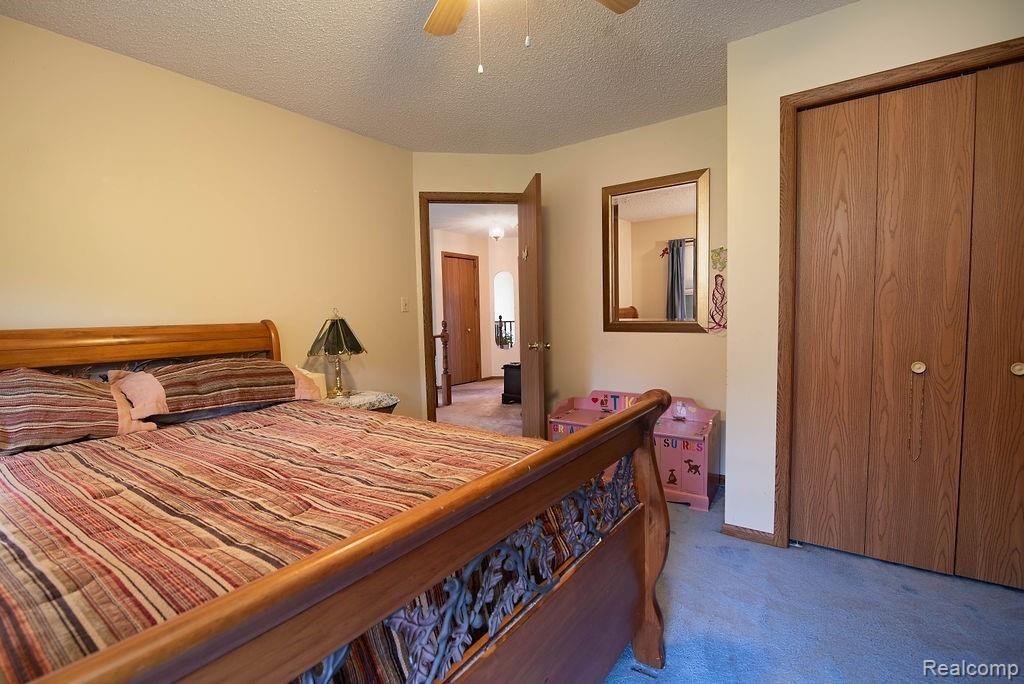 32909 West Road New Boston, MI 48164 - Photo 17 of 40 16.jpg