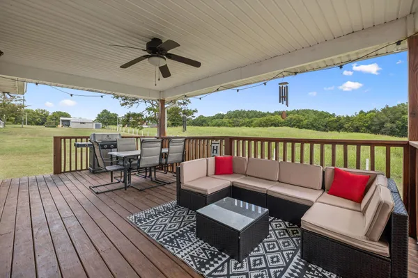 $415,000 | 221 East Main Street, Gordonsville, TN 38563