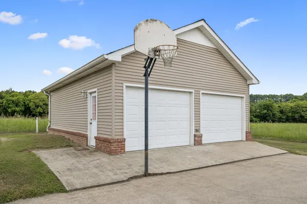 $415,000 | 221 East Main Street, Gordonsville, TN 38563