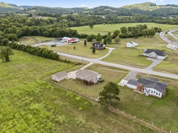 $415,000 | 221 East Main Street, Gordonsville, TN 38563