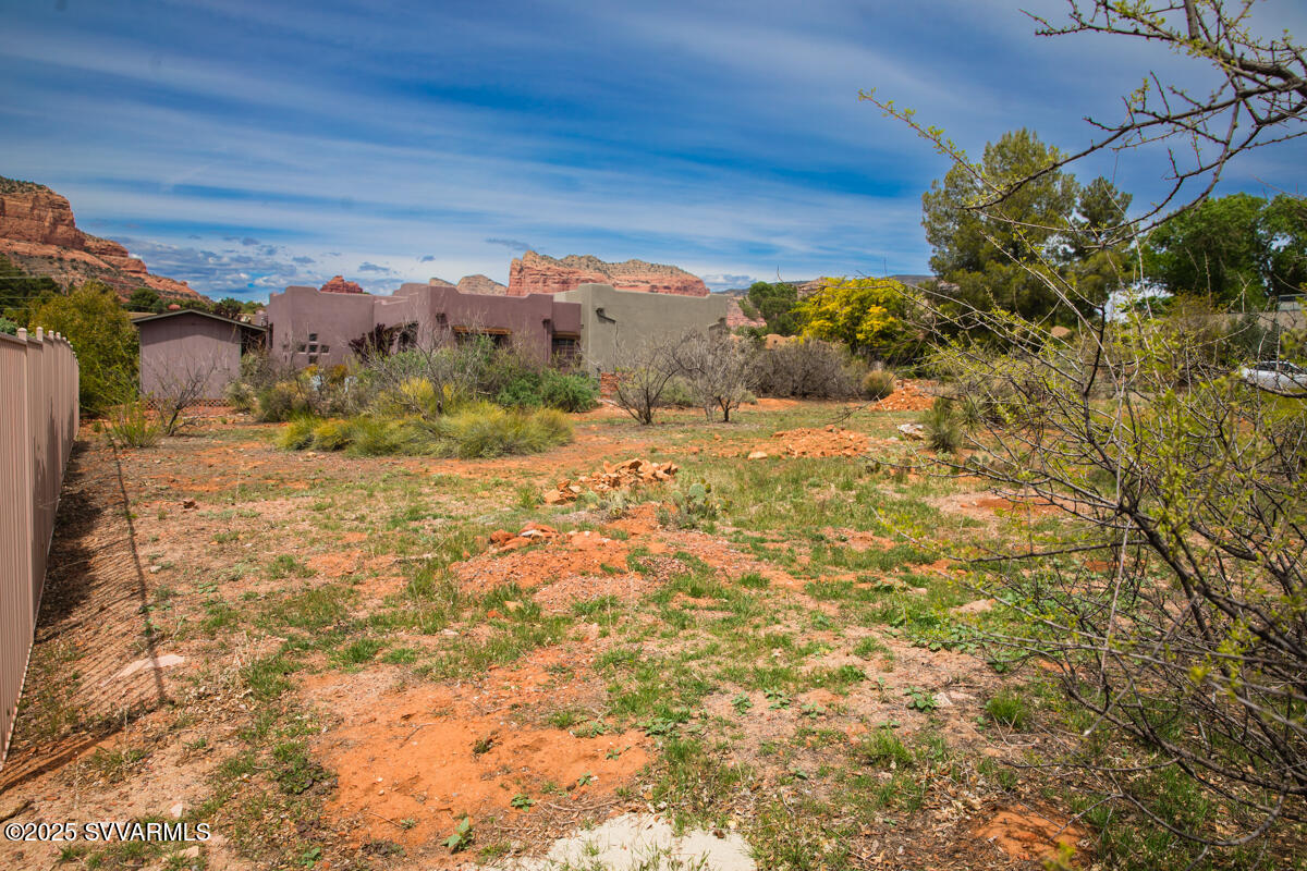 26 South House Rock Road, Unit 43 Sedona, AZ 86351 - Photo 3 of 15 a view of a backyard of the house