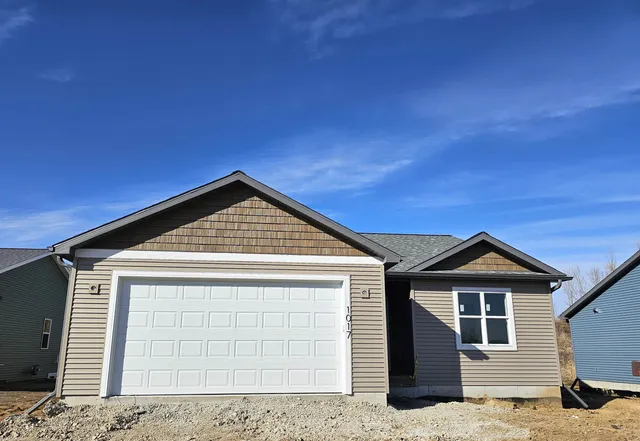 $314,900 | 1005 Karsten Drive, Horicon, WI 53032