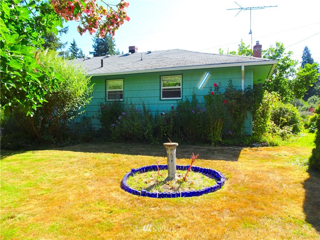 1486 Retsil Road Southeast Port Orchard, WA 98366 - Photo 16 of 38 Gallery Image 16