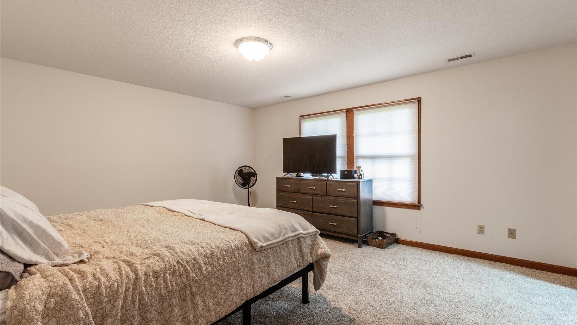 1675-1699 Mt Vernon Road Newark, OH 43055 - Photo 73 of 79 Rental Home