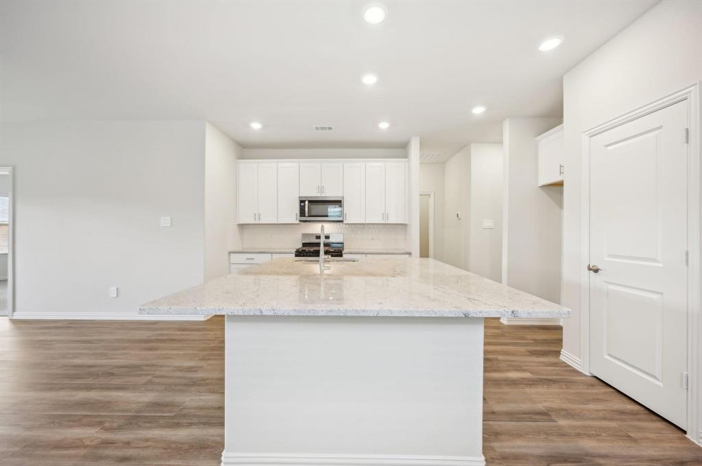 519 Ridgedale Drive McKinney, TX 75071 - Photo 13 of 26