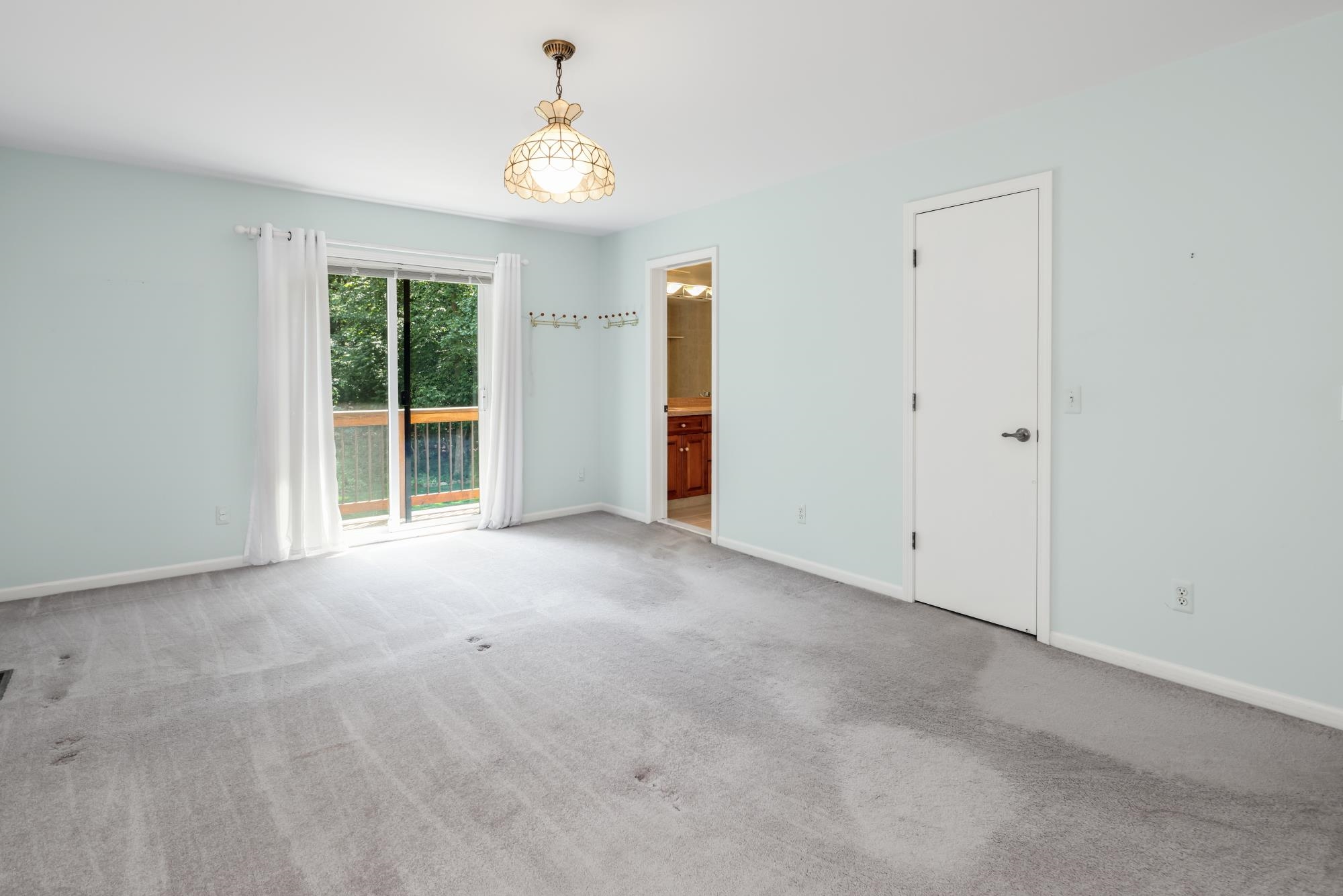 769 Snowmass Drive Rochester, MI 48309 - Photo 21 of 41 50178730-0452c6c1-2792-4369-8821-90e865c0decb.JPG