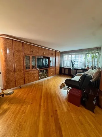 a view of a bathroom