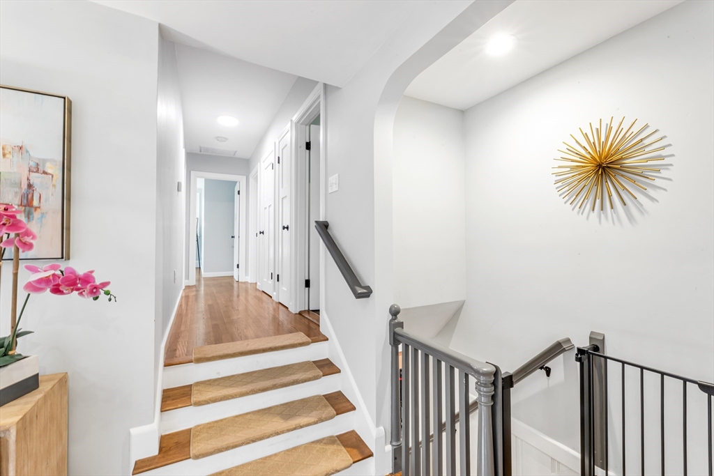 69 Hackensack Road Chestnut Hill, MA 02467 - Photo 12 of 38