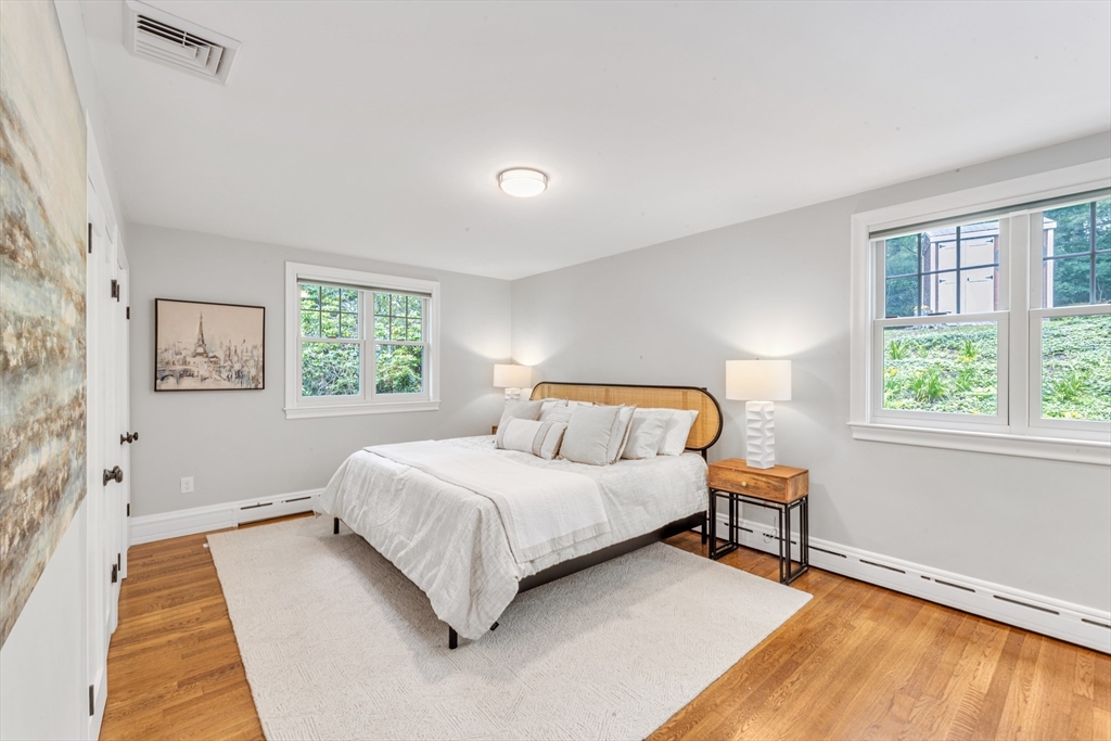 69 Hackensack Road Chestnut Hill, MA 02467 - Photo 13 of 38