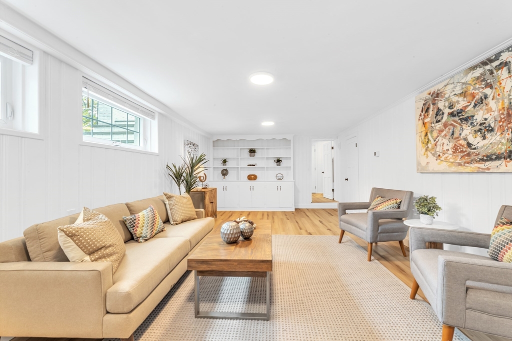 69 Hackensack Road Chestnut Hill, MA 02467 - Photo 20 of 38