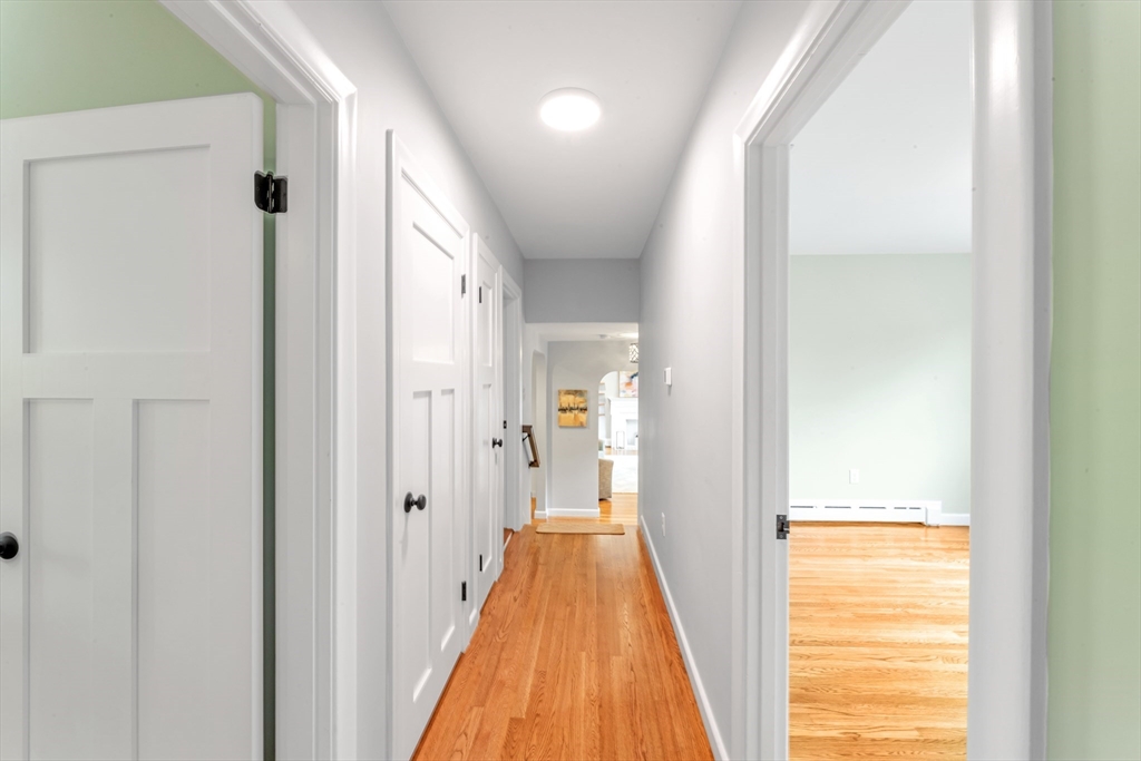 69 Hackensack Road Chestnut Hill, MA 02467 - Photo 32 of 38