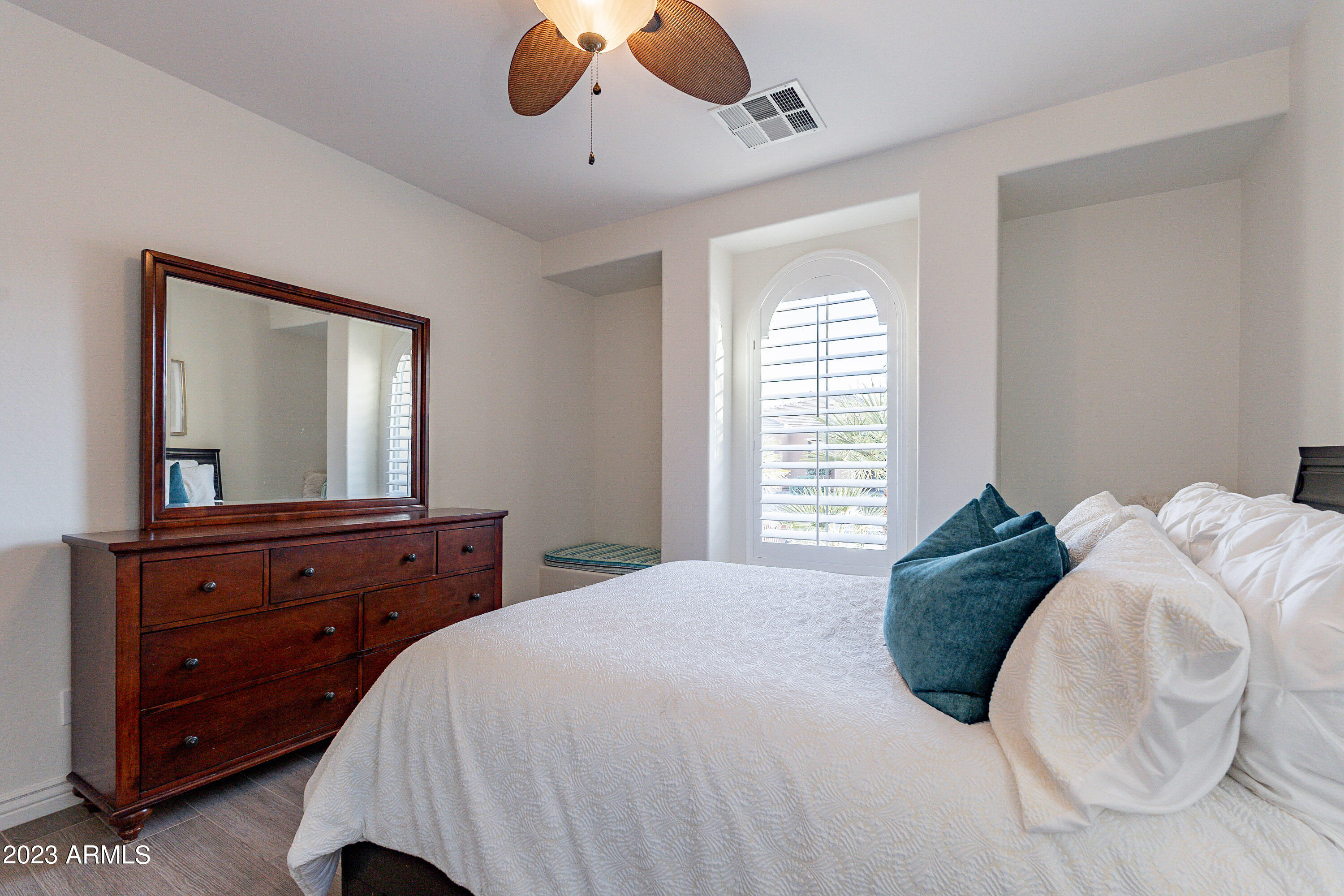 1678 East Grand Ridge Road San Tan Valley, AZ 85140 - Photo 30 of 76 Grand-HD-37