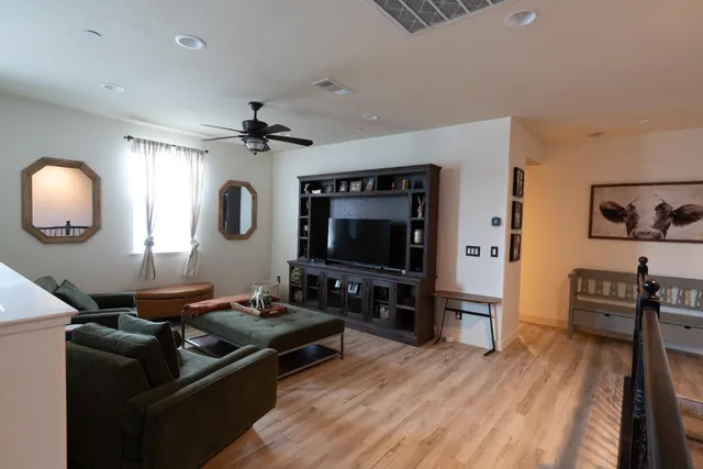 $909,000 | 2365 Beardsley Avenue, Manteca, CA 95337