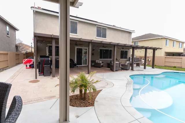 $909,000 | 2365 Beardsley Avenue, Manteca, CA 95337