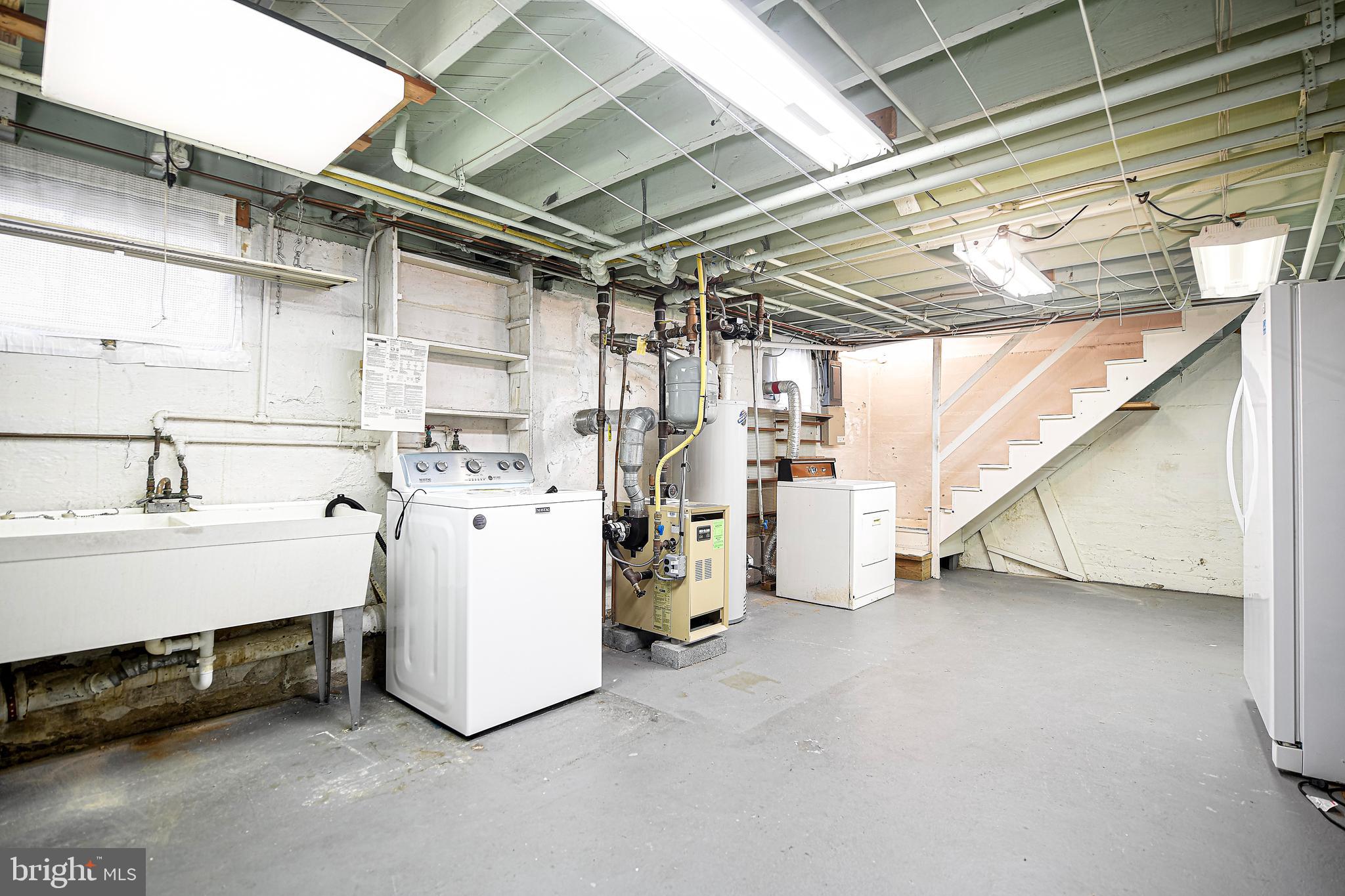 6212 Tramore Road Baltimore, MD 21214 - Photo 17 of 23