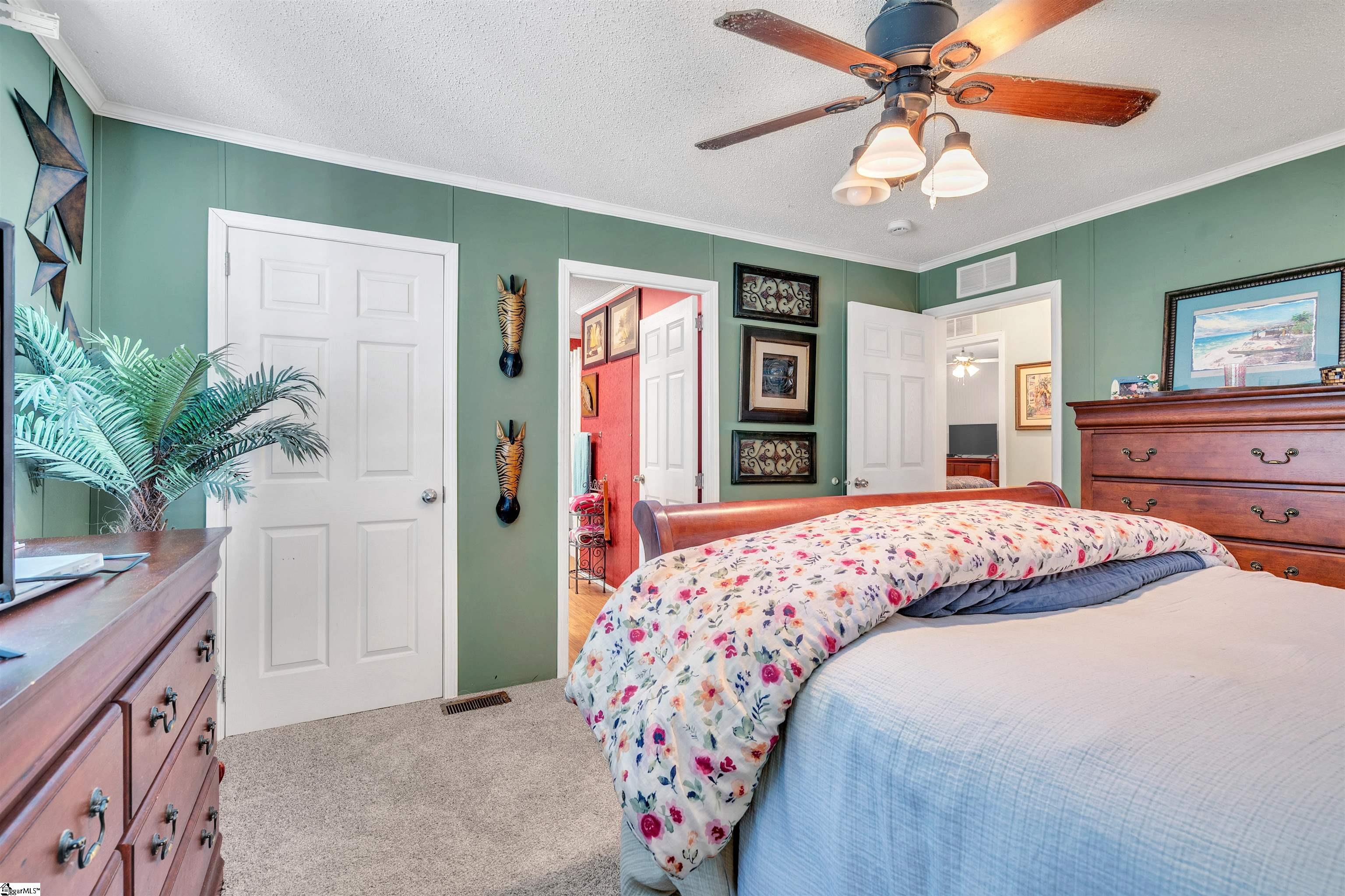 552 South Buckhorn Road Greenville, SC 29609 - Photo 22 of 32
