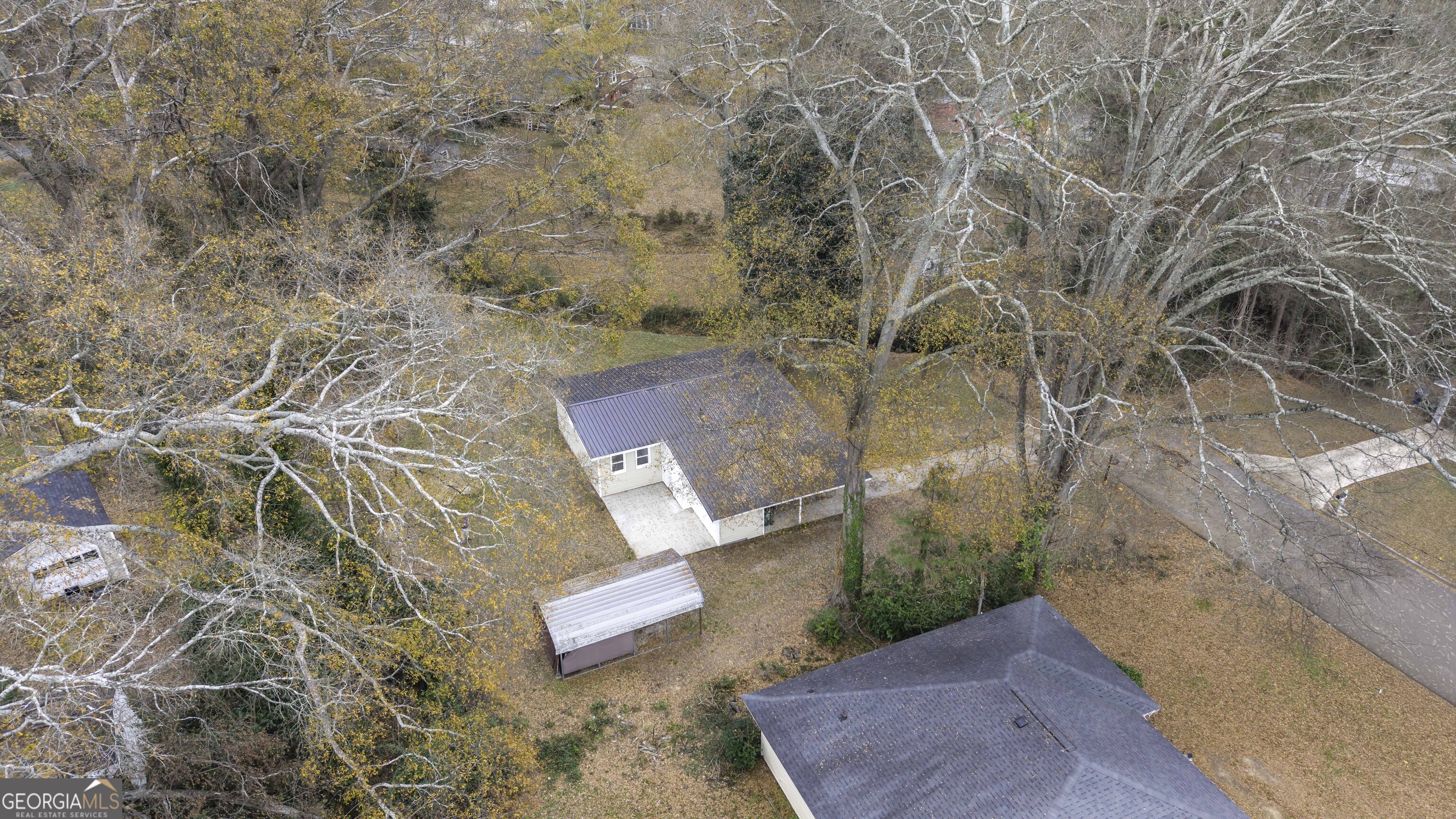 208 Richards Street Carrollton, GA 30117 - Photo 6 of 42 view of a tree with a yard