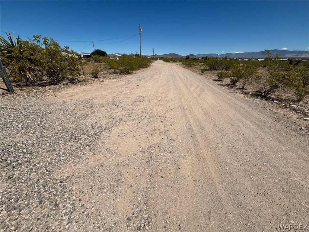 3565 Ehrenberg Road Golden Valley, AZ 86413 - Photo 17 of 63 a view of ocean and mountain