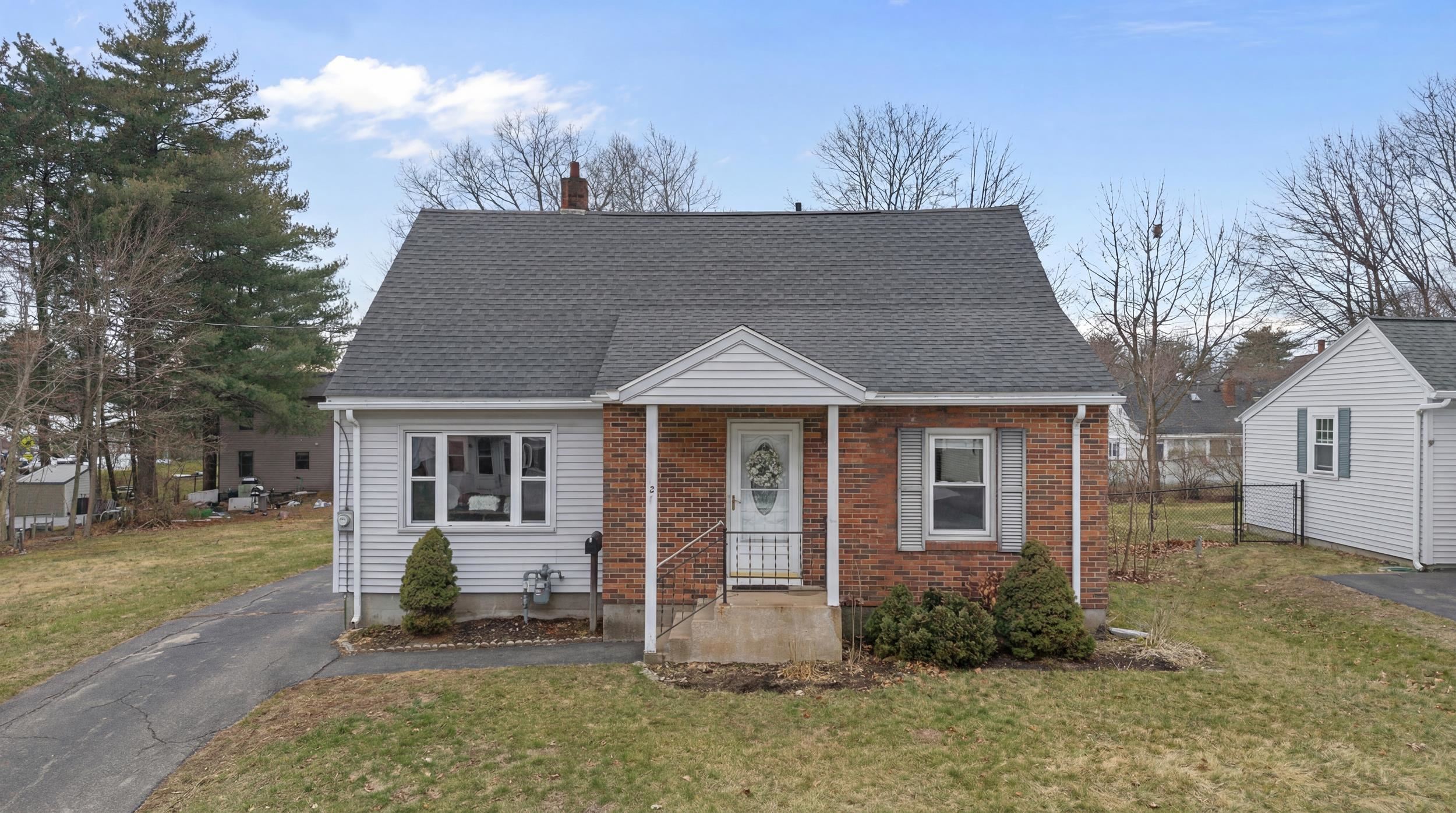 27 Wason Avenue Nashua, NH 03060 - Photo 1 of 47