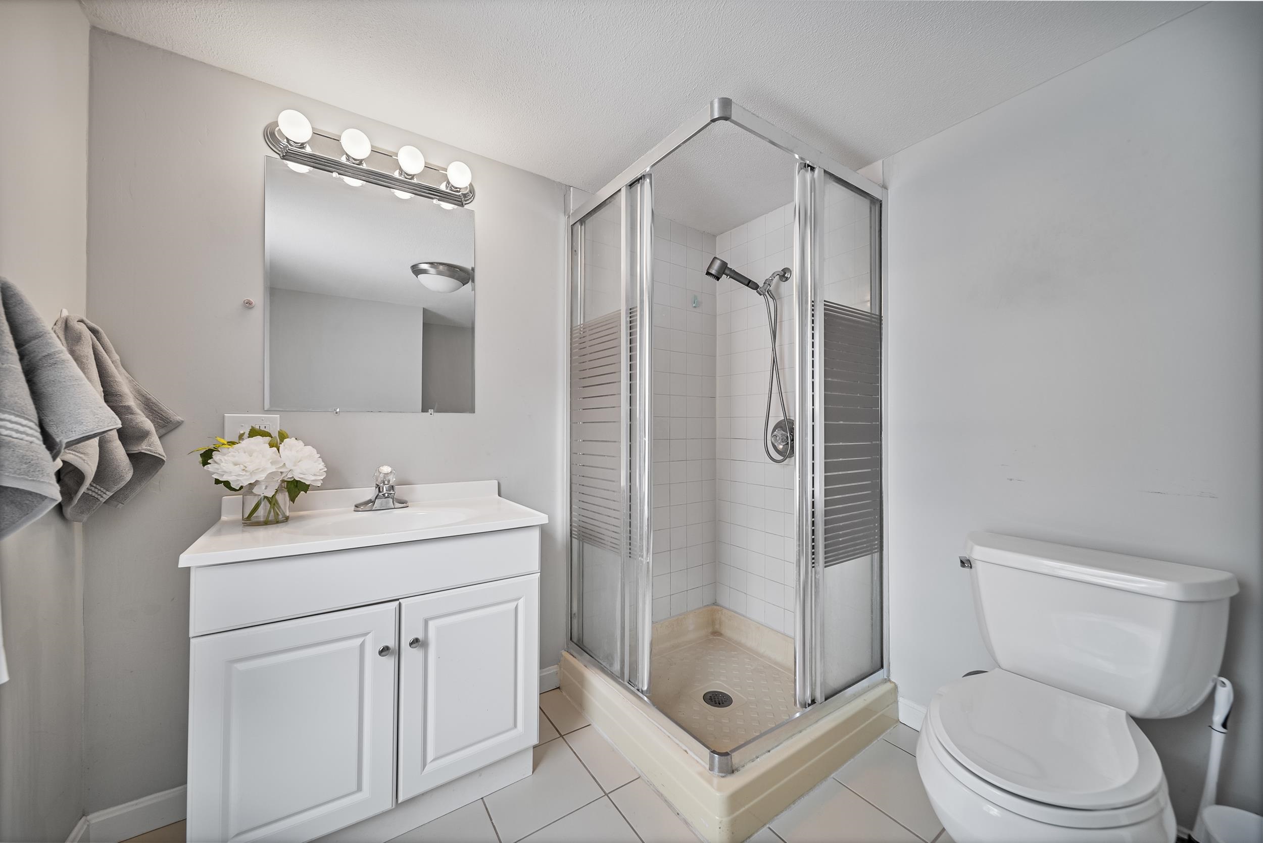 27 Wason Avenue Nashua, NH 03060 - Photo 21 of 47