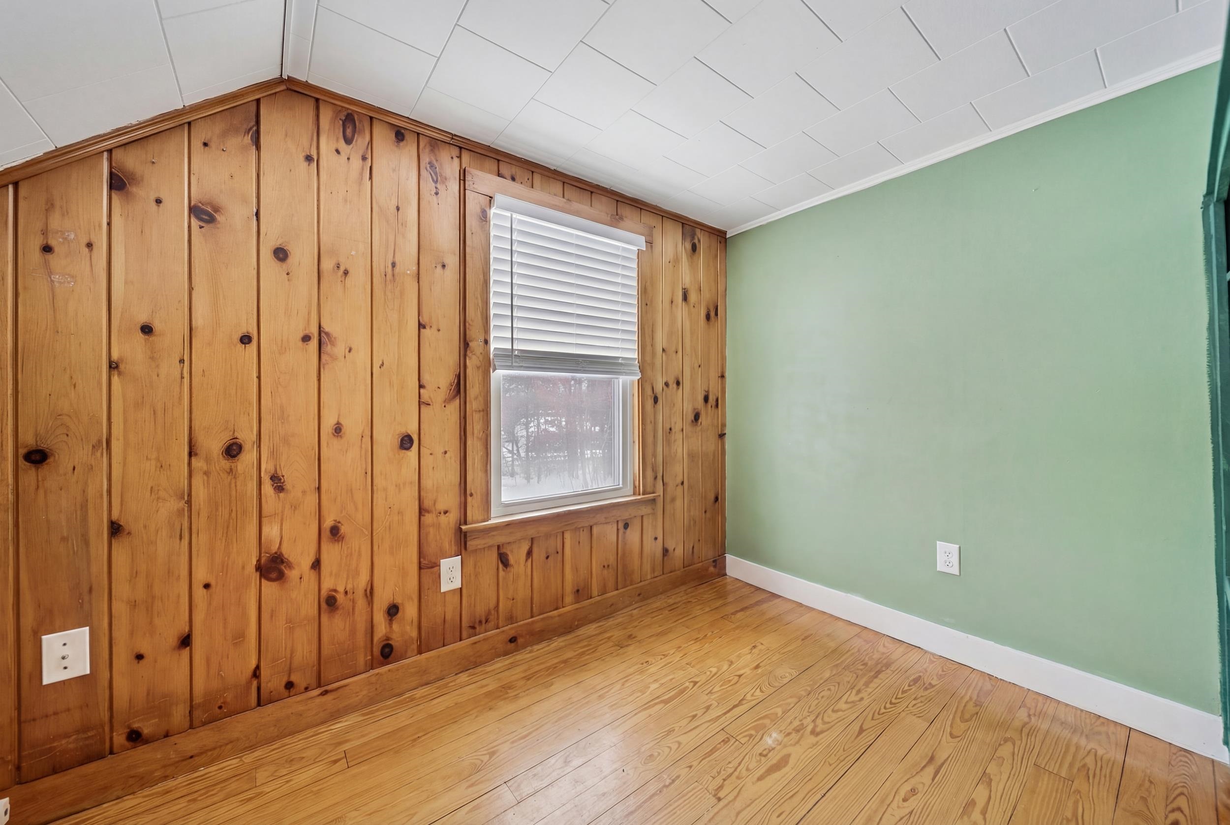 27 Wason Avenue Nashua, NH 03060 - Photo 23 of 47