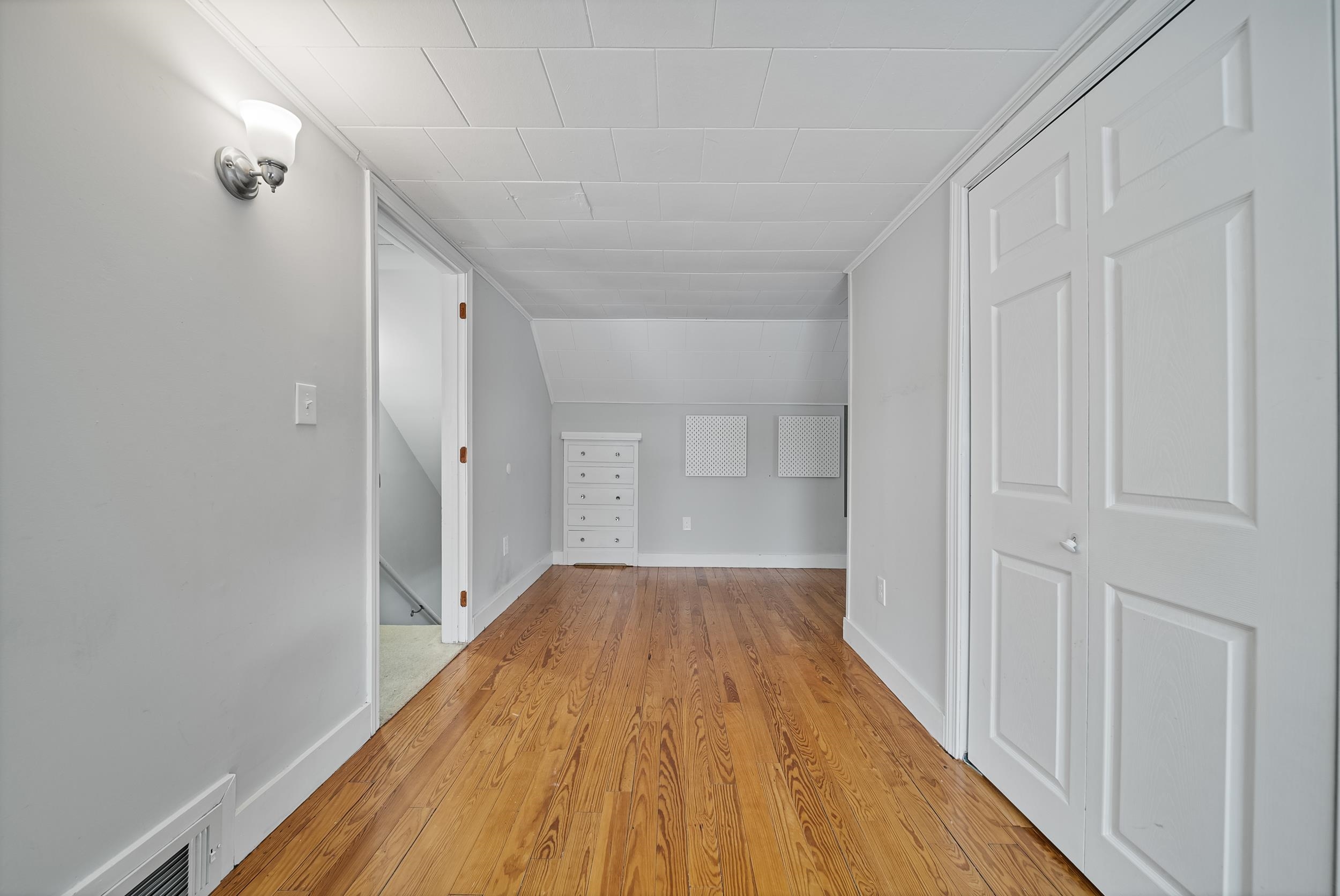 27 Wason Avenue Nashua, NH 03060 - Photo 26 of 47