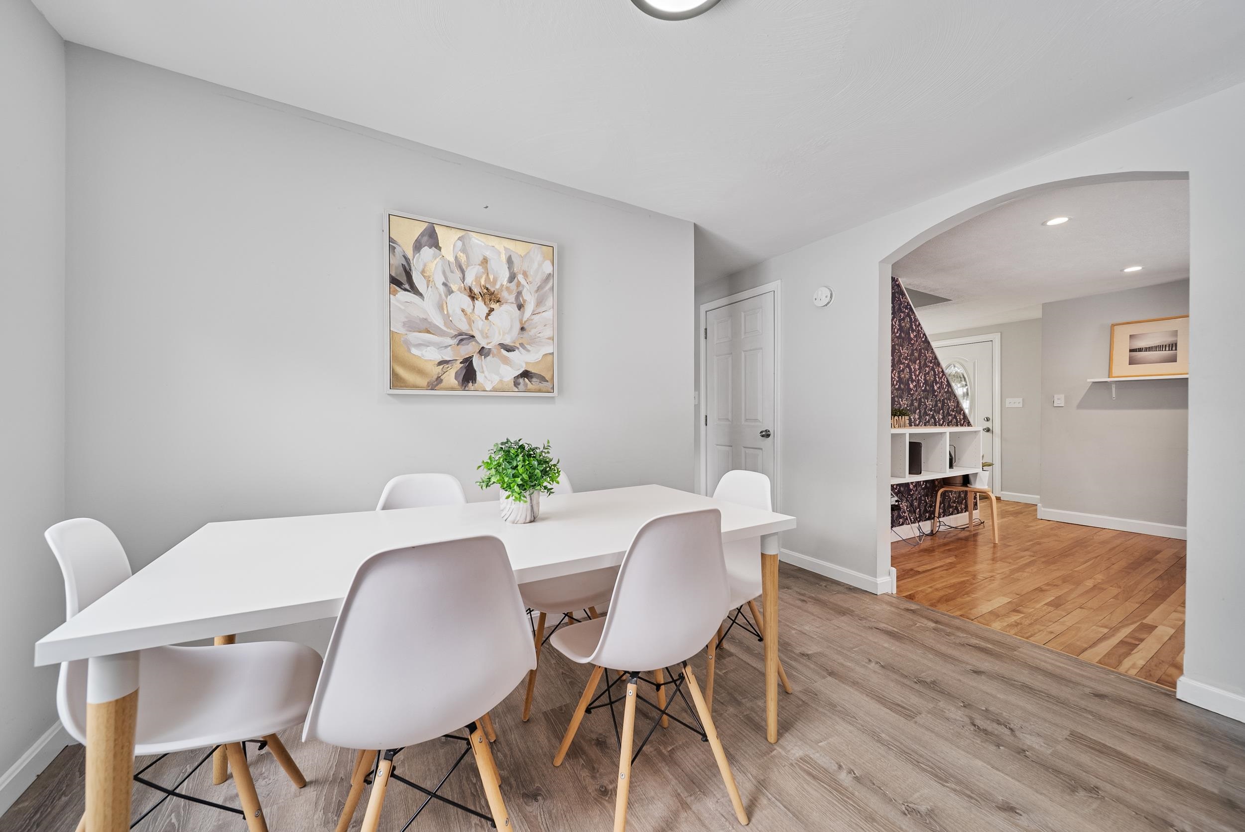 27 Wason Avenue Nashua, NH 03060 - Photo 6 of 47