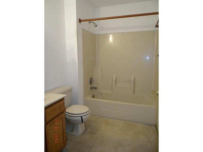 815 East McKenzie Road Greenfield, IN 46140 - Photo 11 of 14 Gallery Image 11