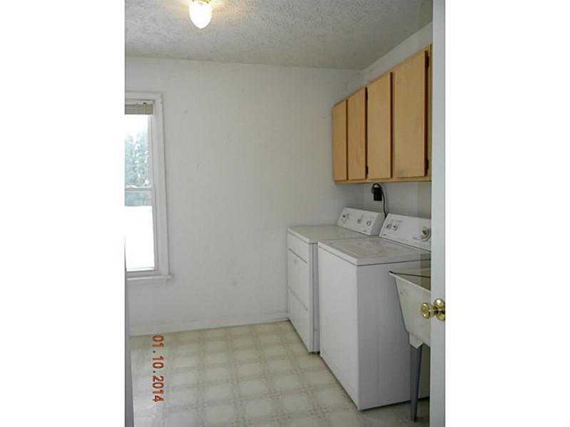 815 East McKenzie Road Greenfield, IN 46140 - Photo 9 of 14 Gallery Image 9