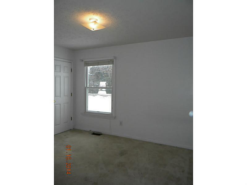 815 East McKenzie Road Greenfield, IN 46140 - Photo 10 of 14 Gallery Image 10