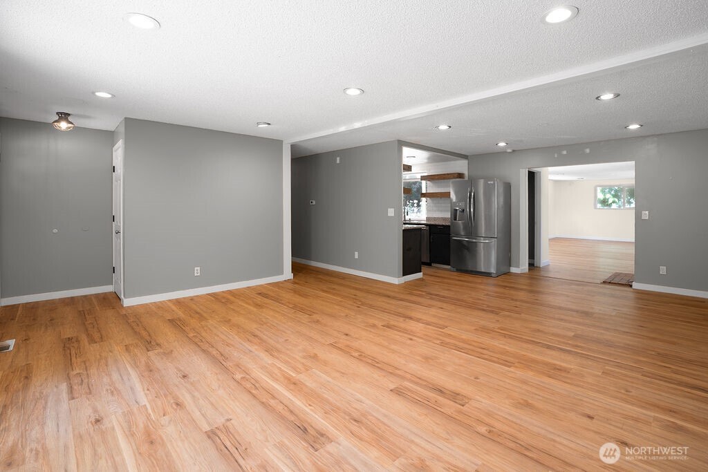 3800 Banner Road Southeast Port Orchard, WA 98366 - Photo 5 of 25 Gallery Image 5