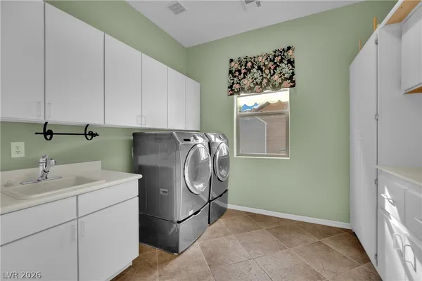 $824,900 | 2656 La Boutique Street, Henderson, NV 89044