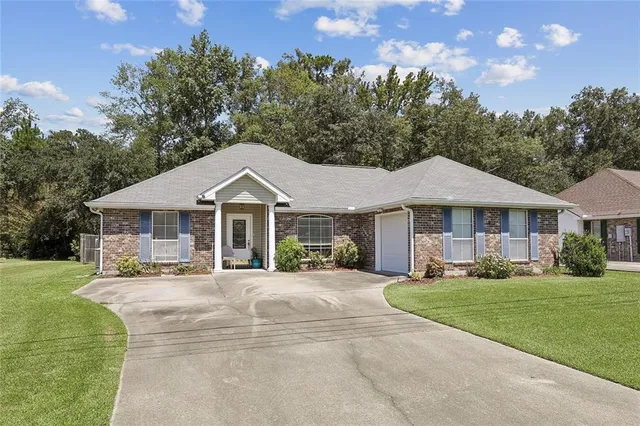 $250,000 | 20369 Rue Jondolyn, Ponchatoula, LA 70454