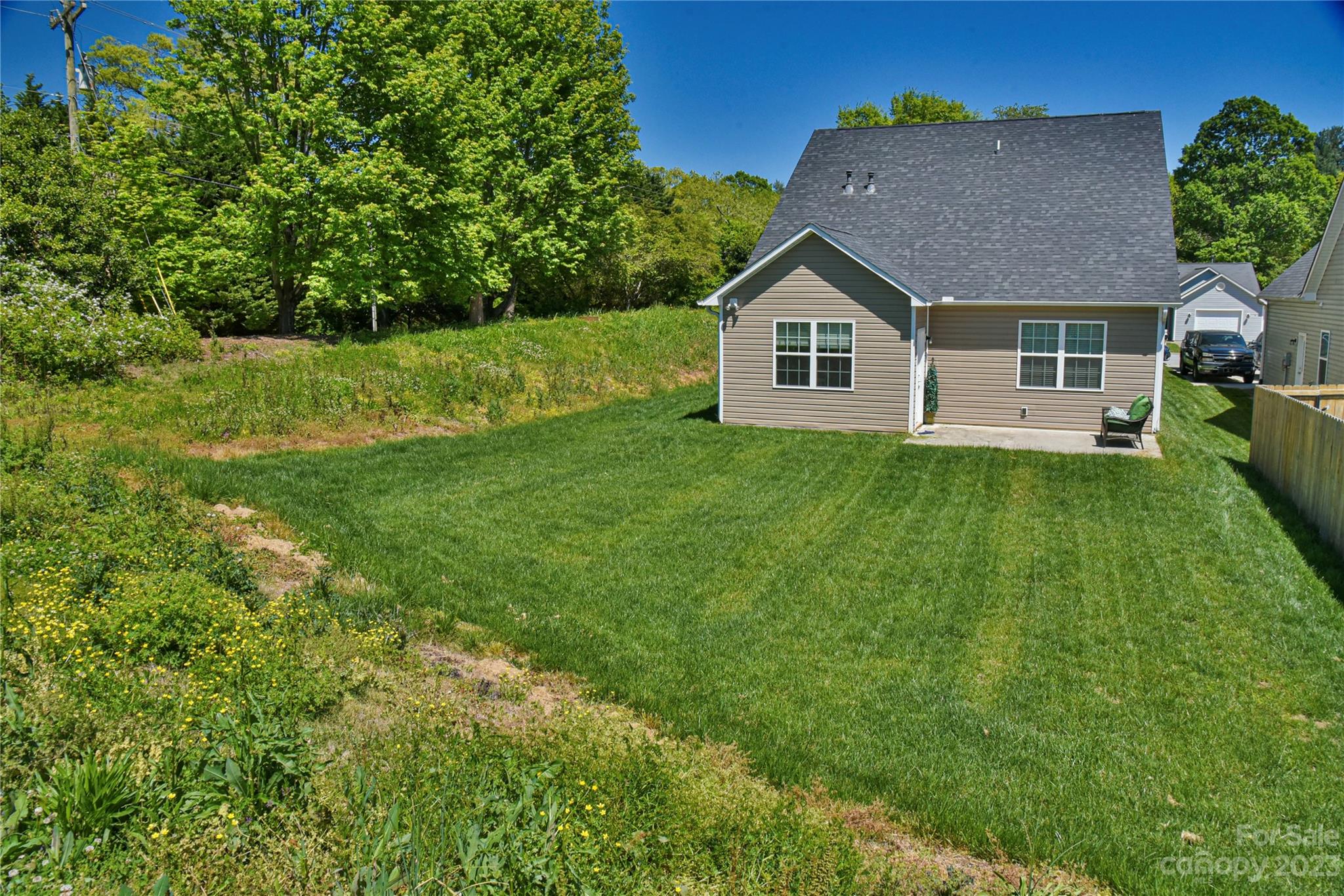 18 Yadkin Road Fletcher, NC 28732 - Photo 2 of 25 a front view of a house with yard