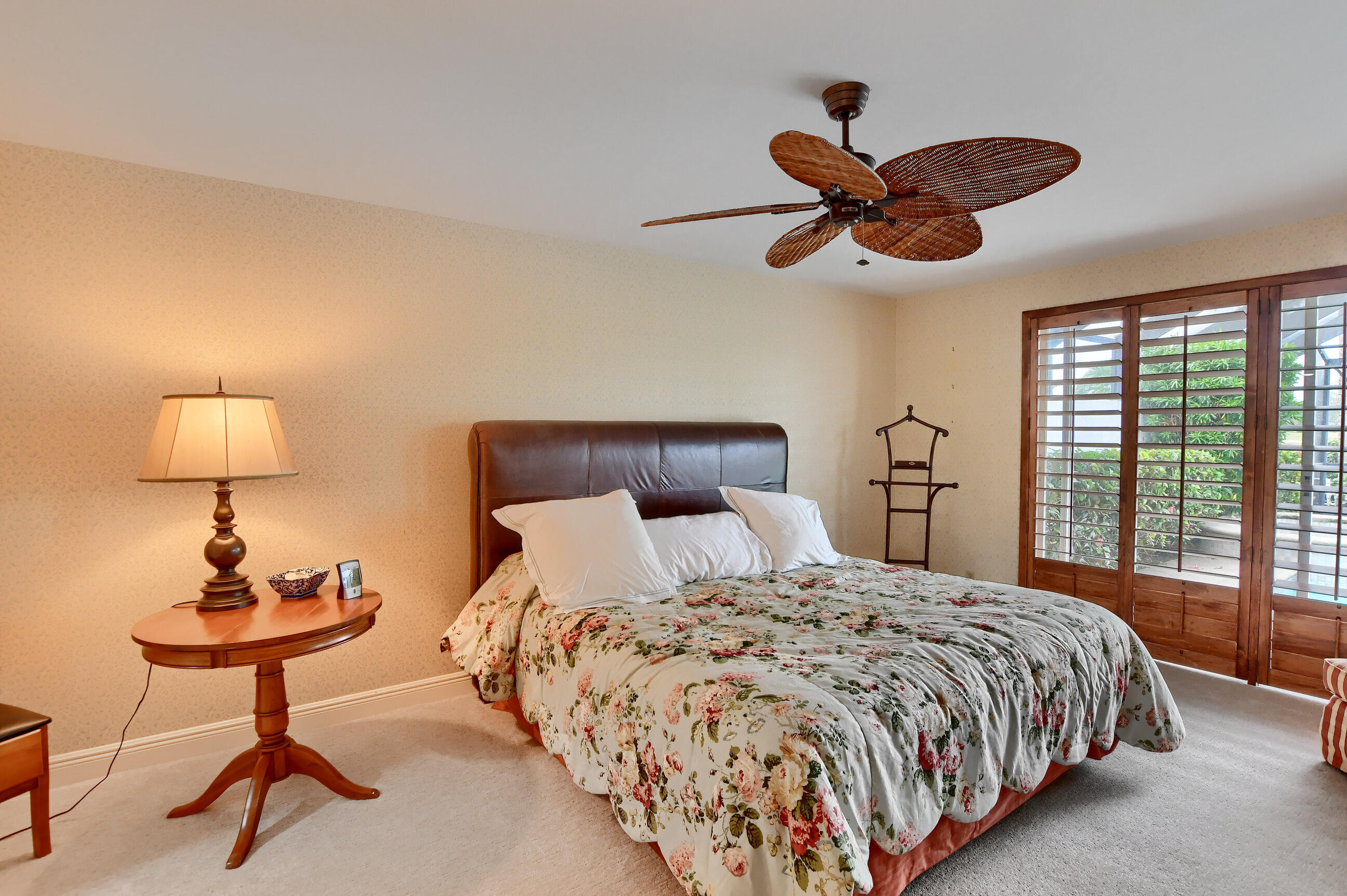 6777 Woodbridge Drive Boca Raton, FL 33434 - Photo 12 of 57 master on main