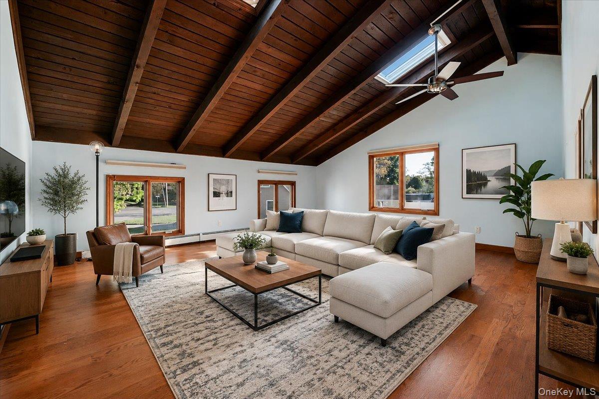 151 Seaman Neck Road Dix Hills, NY 11746 - Photo 18 of 35