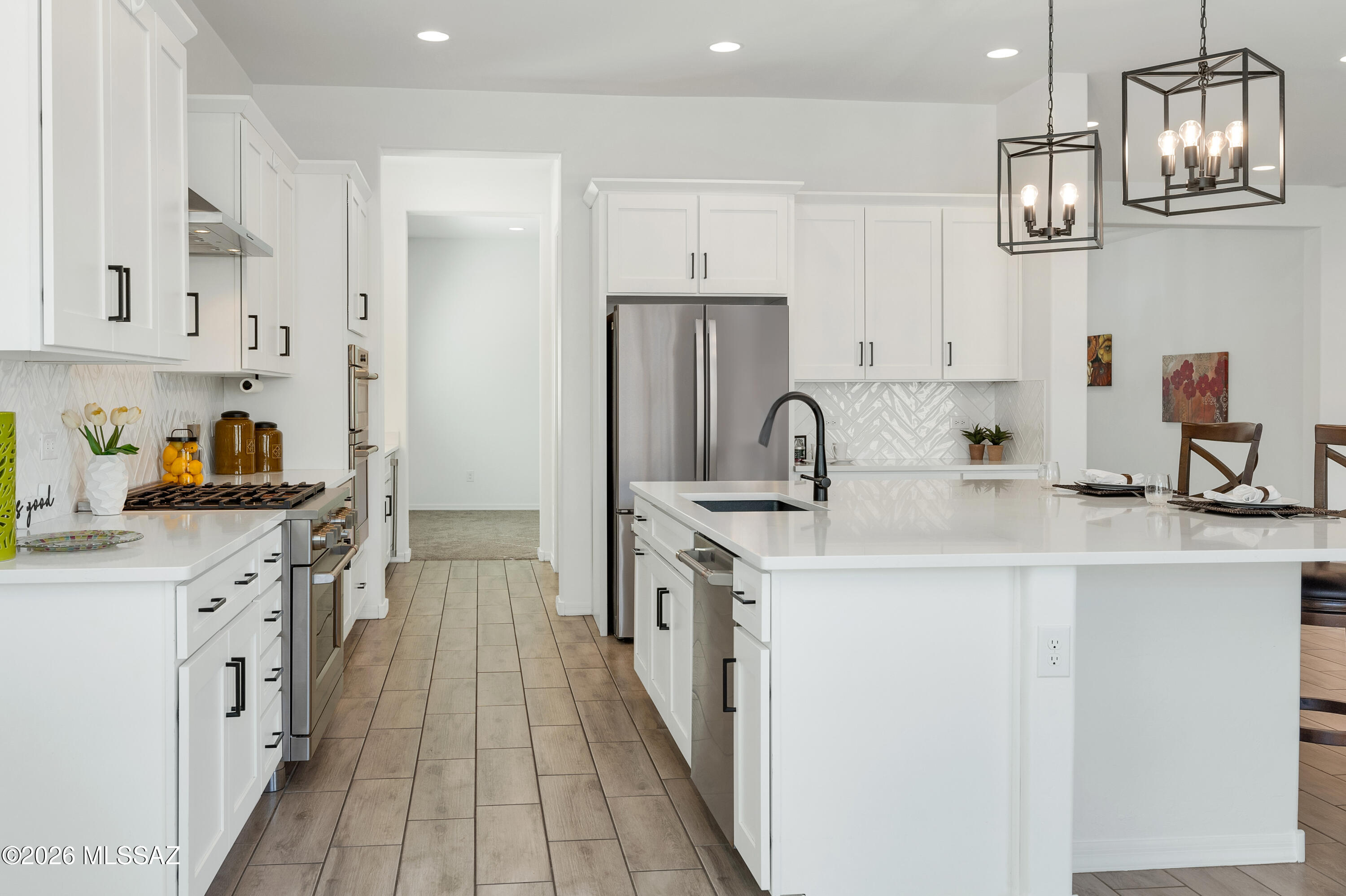 470 West Red Ribbon Lane Tucson, AZ 85755 - Photo 23 of 41