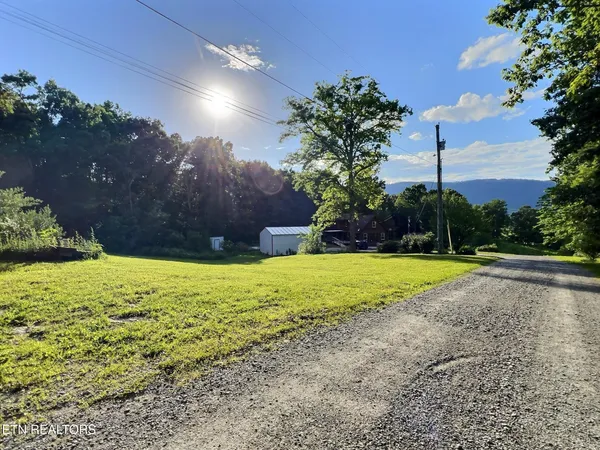 $420,000 | 275 Haven Lane, La Follette, TN 37766