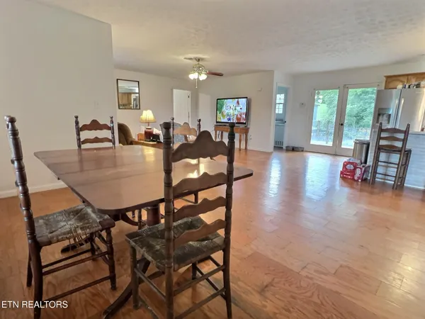 $420,000 | 275 Haven Lane, La Follette, TN 37766